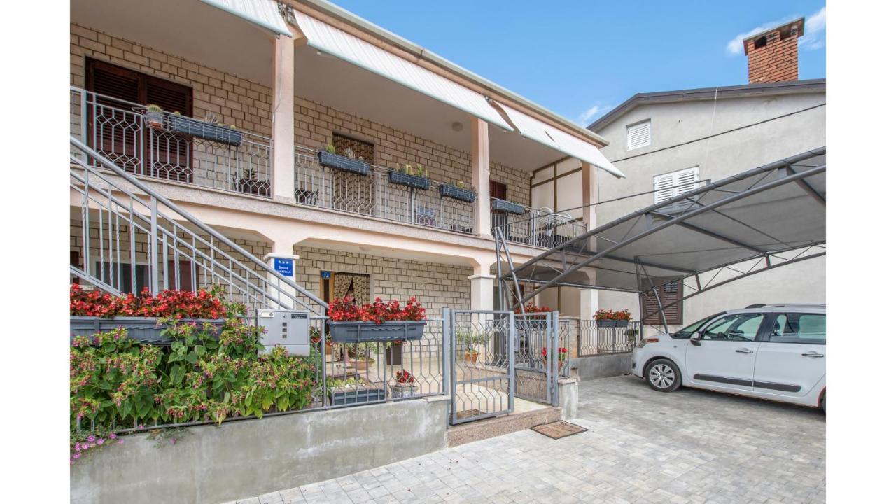 Erin By Rent Istria Apartamento